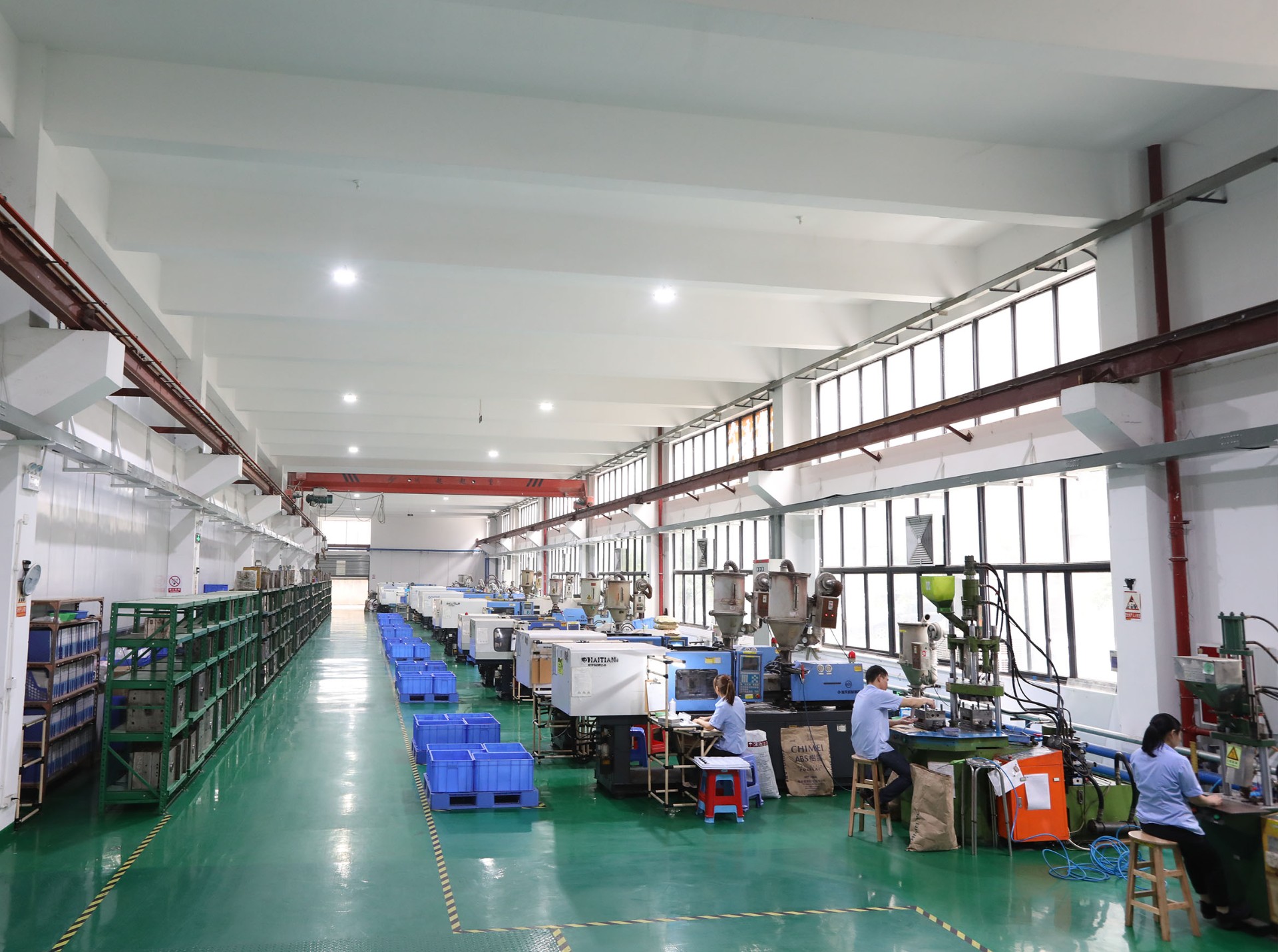 Injection molding department